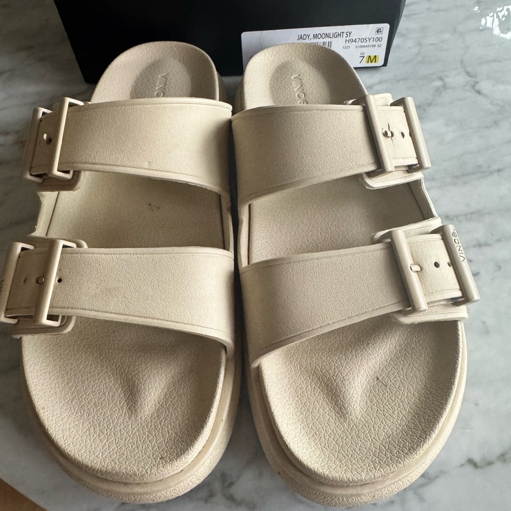 Vince Jady Sandal. Moonlight. Unisex 8W, 6M - Picture 4 of 7